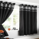 What Are the Advantages of Having Office Curtains