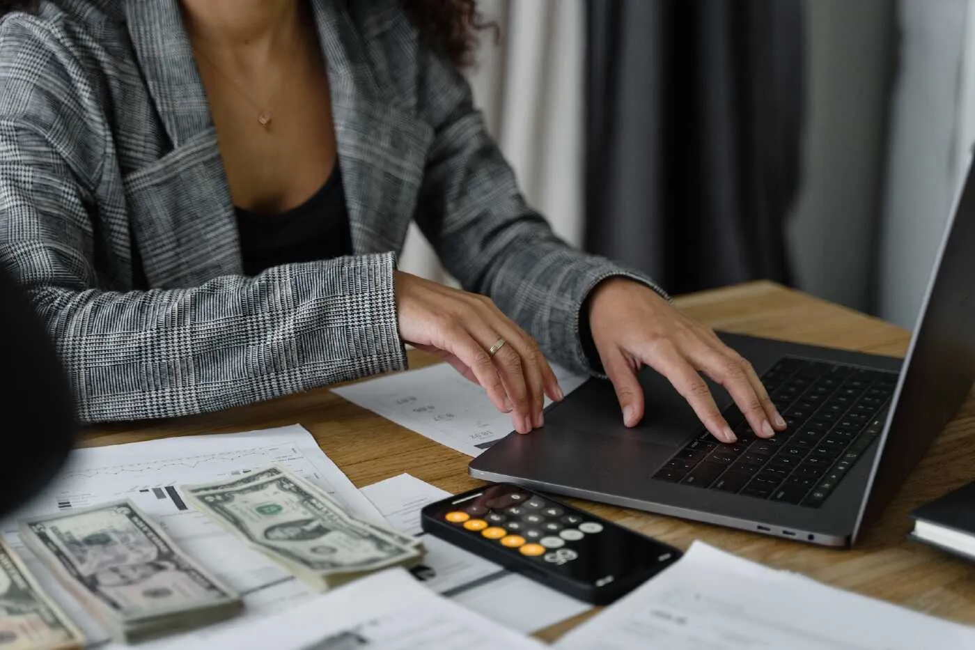Understanding the Basics of Business Accounting: A Guide for Entrepreneurs